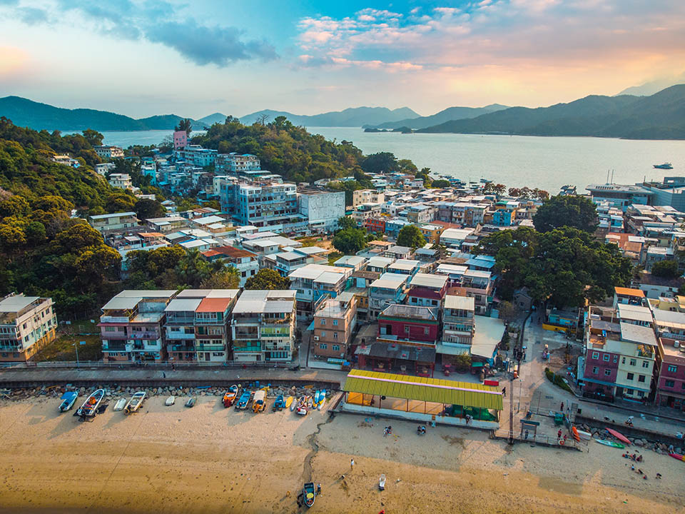 Peng Chau, Island