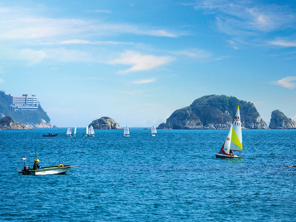 Repulse bay, Yacht, Sea View