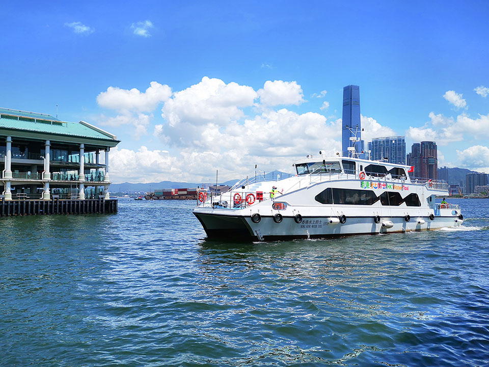 香港水上的士