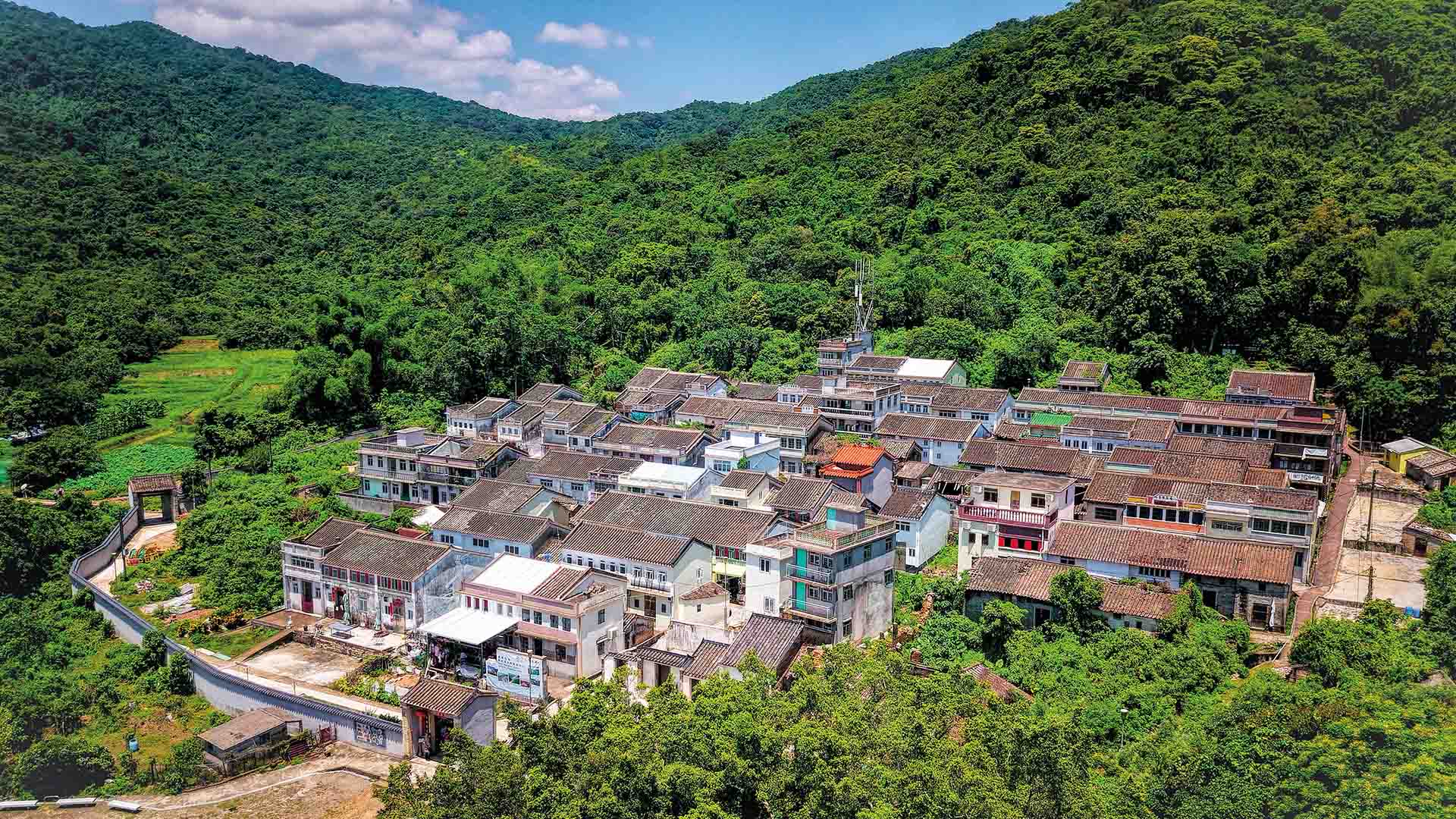 荔枝窝乡郊文化景观于2020年联合国教科文组织亚太区文化遗产保护奖获颁“可持续发展特别贡献奖”。