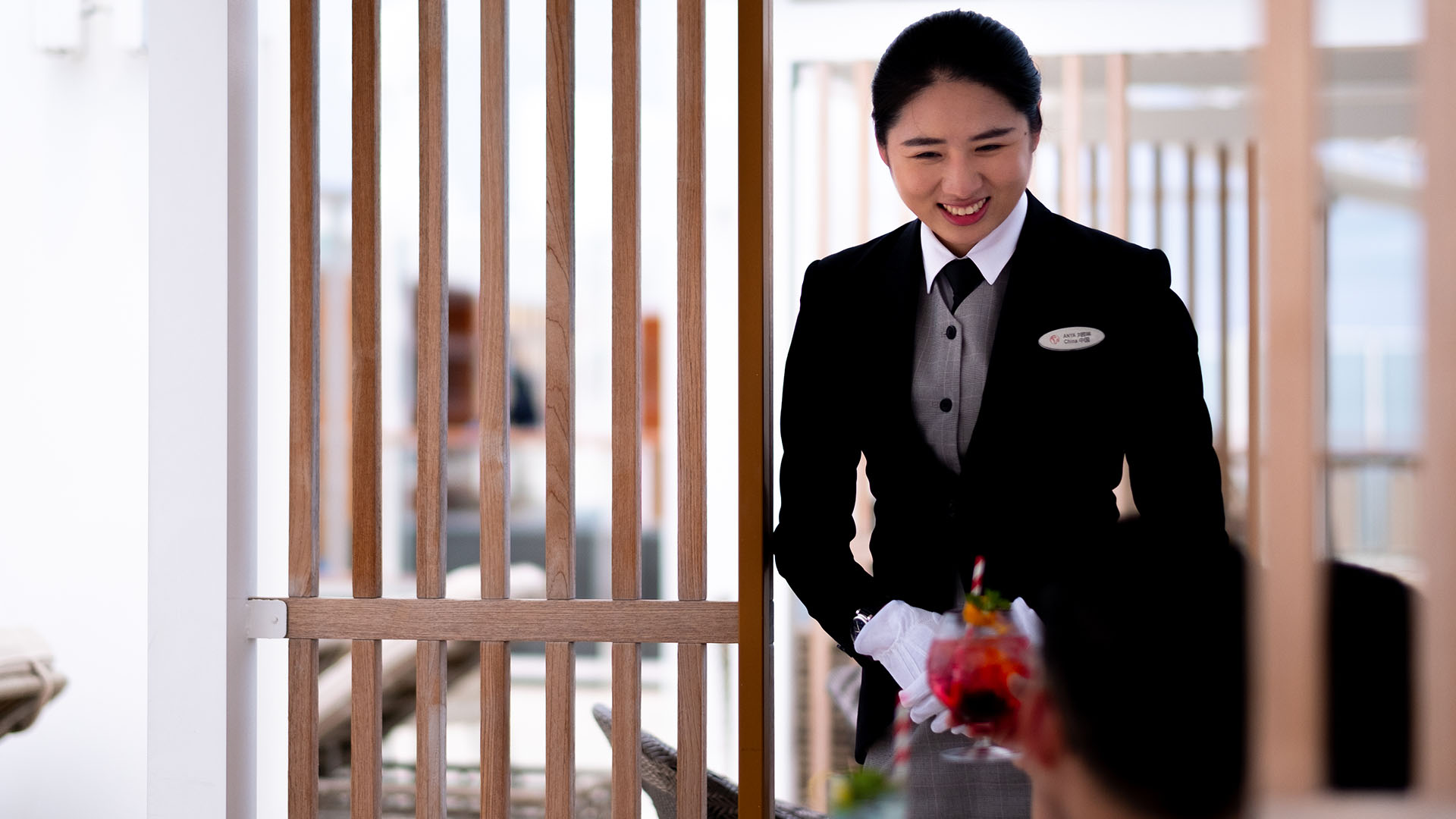 “领航星号”的服务员