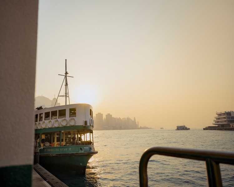 航向缤纷香港岛