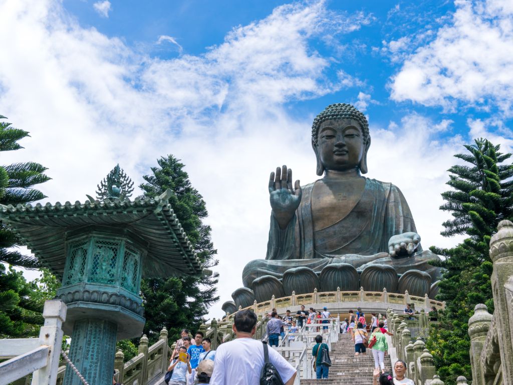  在天坛大佛和宝莲寺寻禅觅道