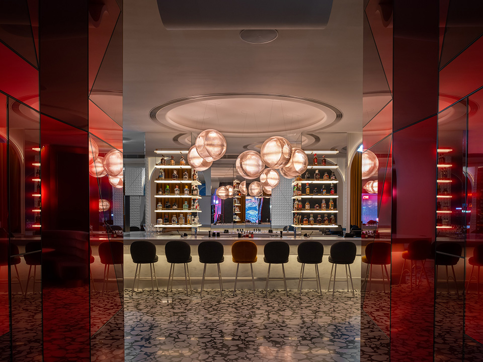 在Avoca酒吧品尝具本地特色的鸡尾酒。