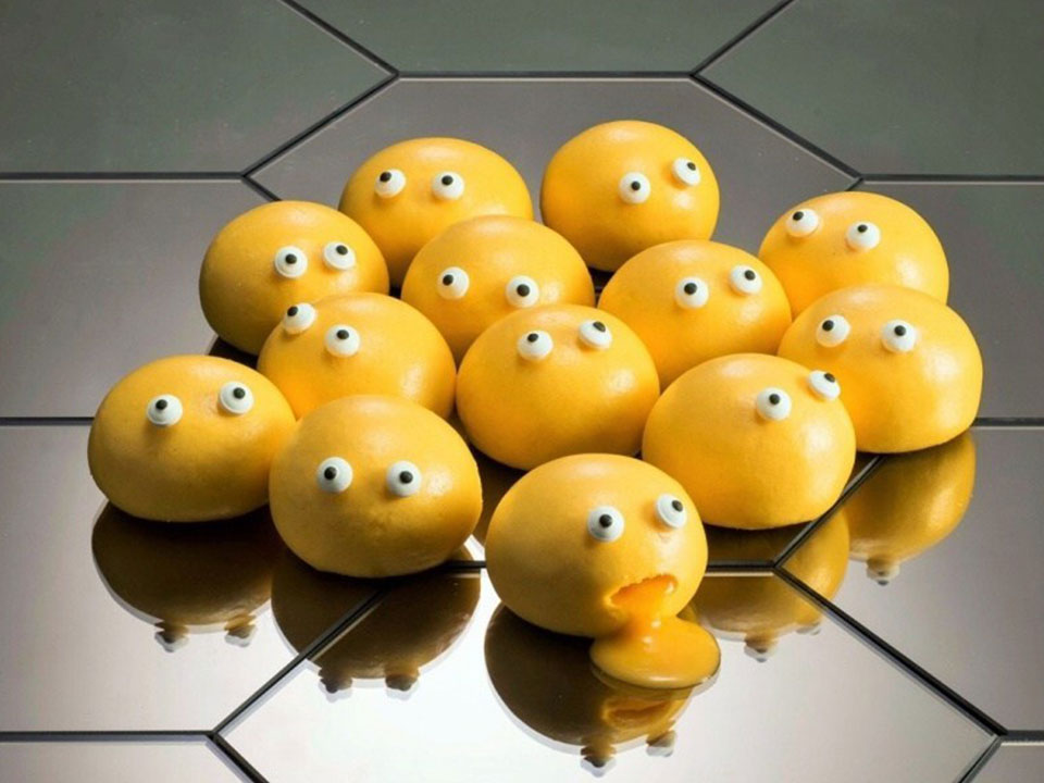 “饮茶”餐厅的奶黄流沙包