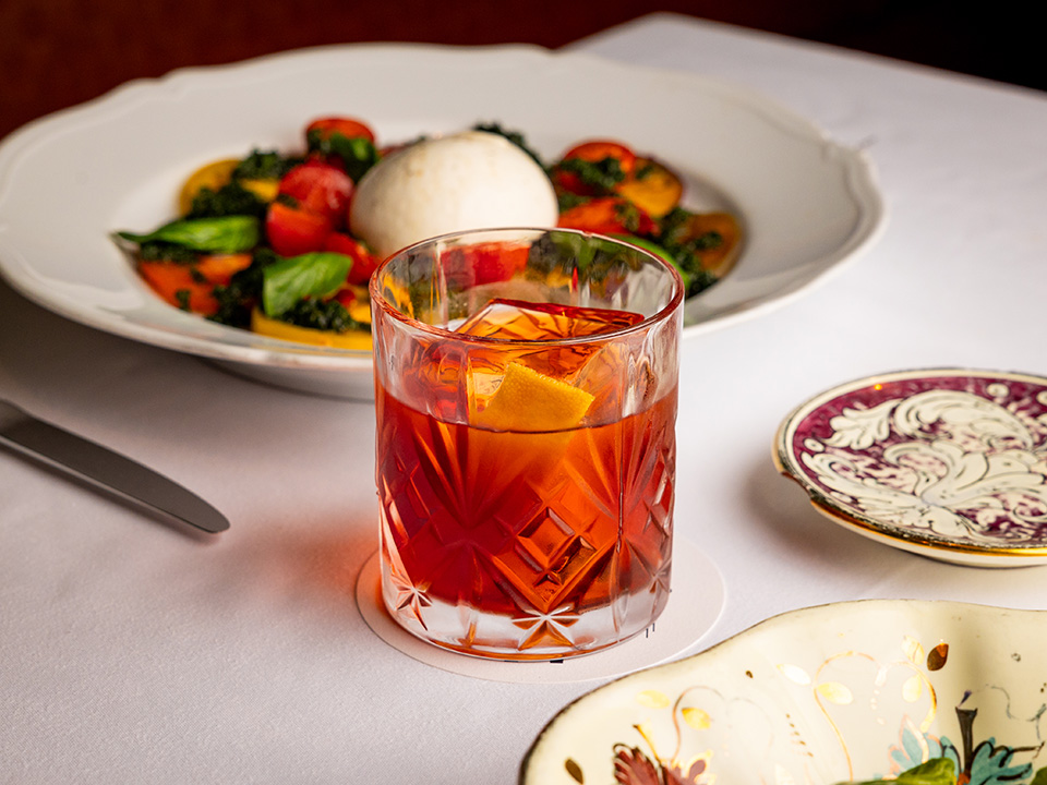 Carbone的Negroni鸡尾酒。