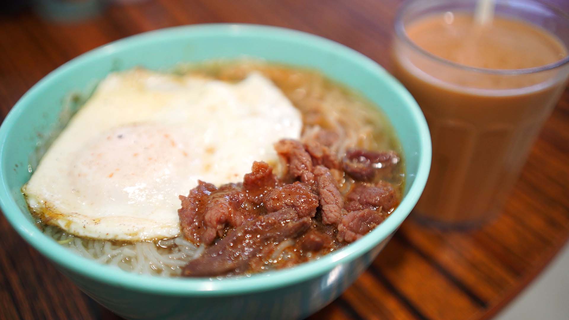 海防道临时熟食小贩市场