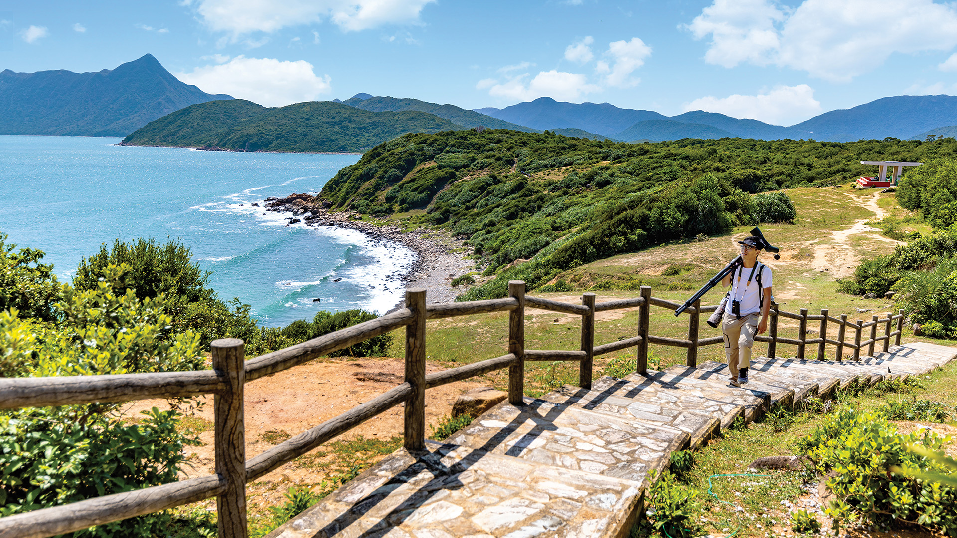 与鸟类学者Jay Kong在塔门观鸟