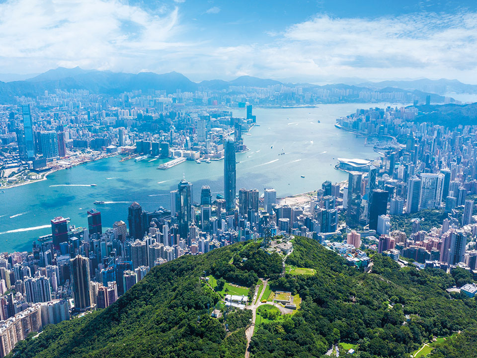 山顶卢吉道是观赏香港市景的绝佳位置。