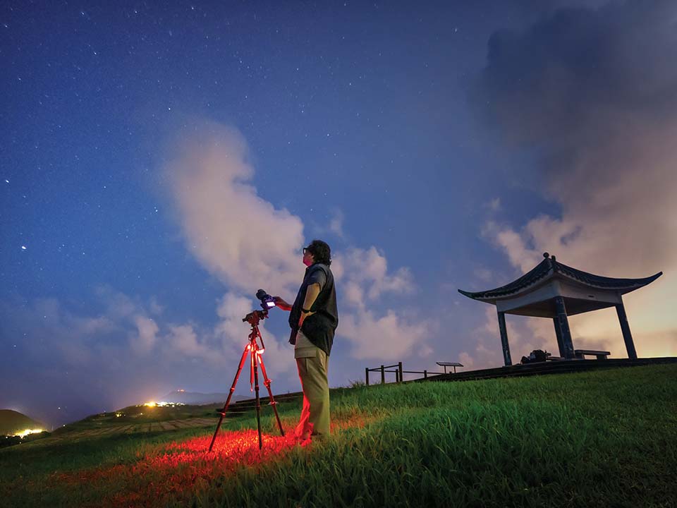 与香港天文摄影师在大坑墩探索宇宙星空的奥秘 