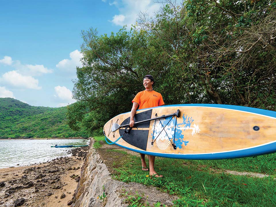 Edmund与他的站立划水板