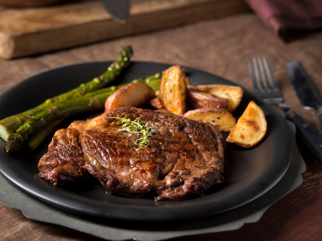 Chef’s Stage Kitchen