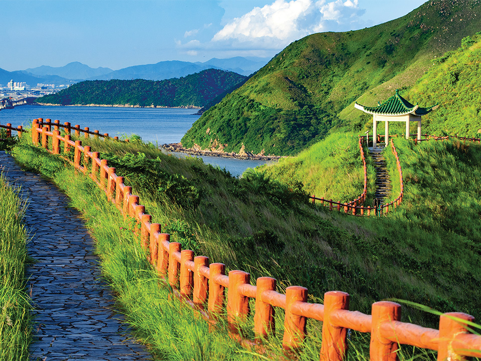 红栏山径第一人称视角