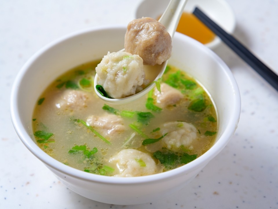 猪肉墨鱼丸粉面