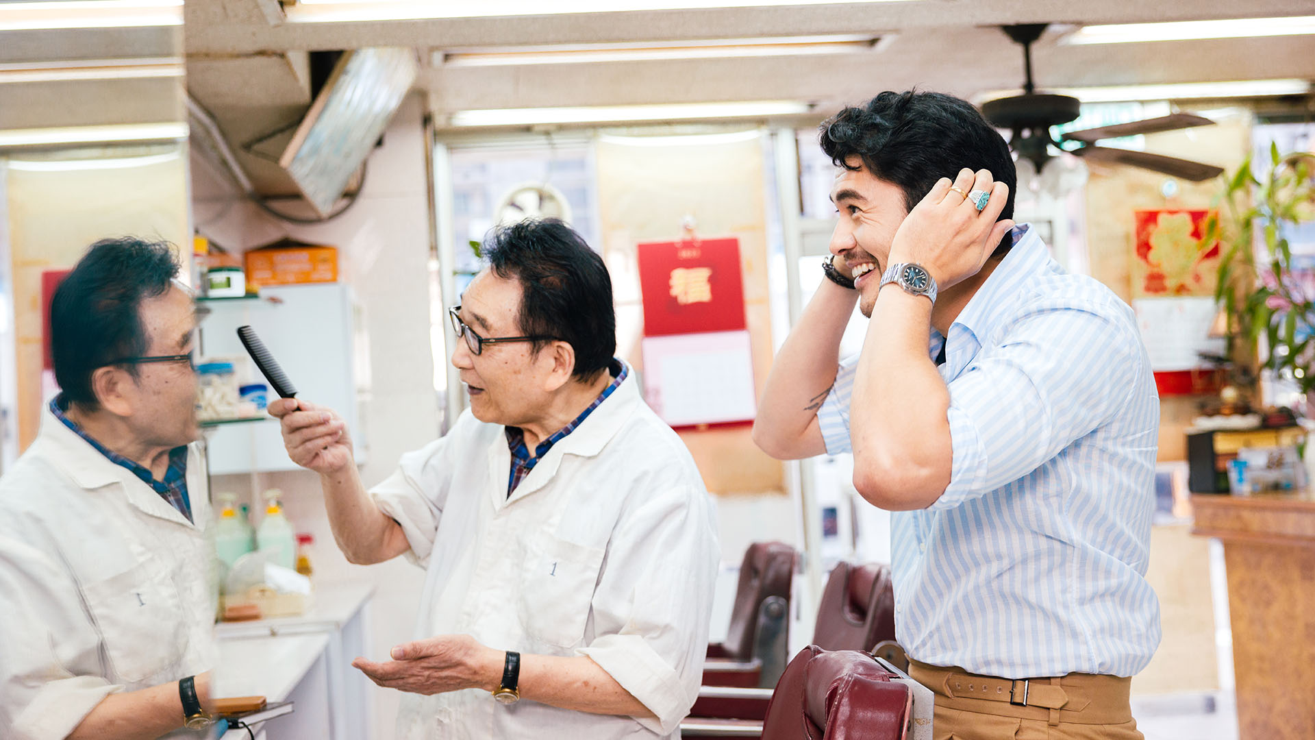 亨利·戈尔丁（Henry Golding）游览香港时总爱发掘本地文化宝藏。